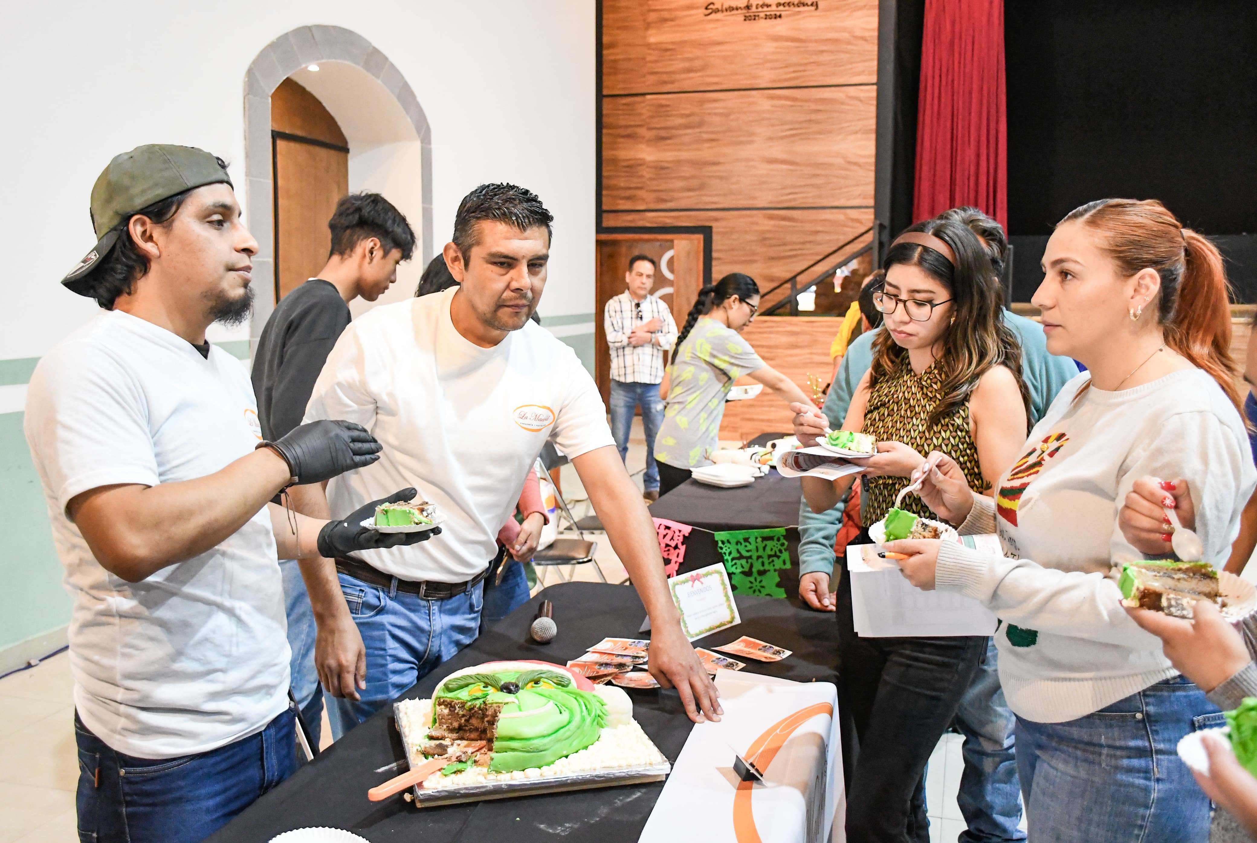 Con sabores de Navidad, celebra gobierno de Huamantla el Primer Concurso de Pasteles Navideños